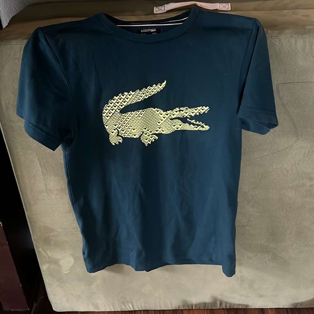 Women’s Green Lacoste T-Shirt with light green Logo 
Ladies small